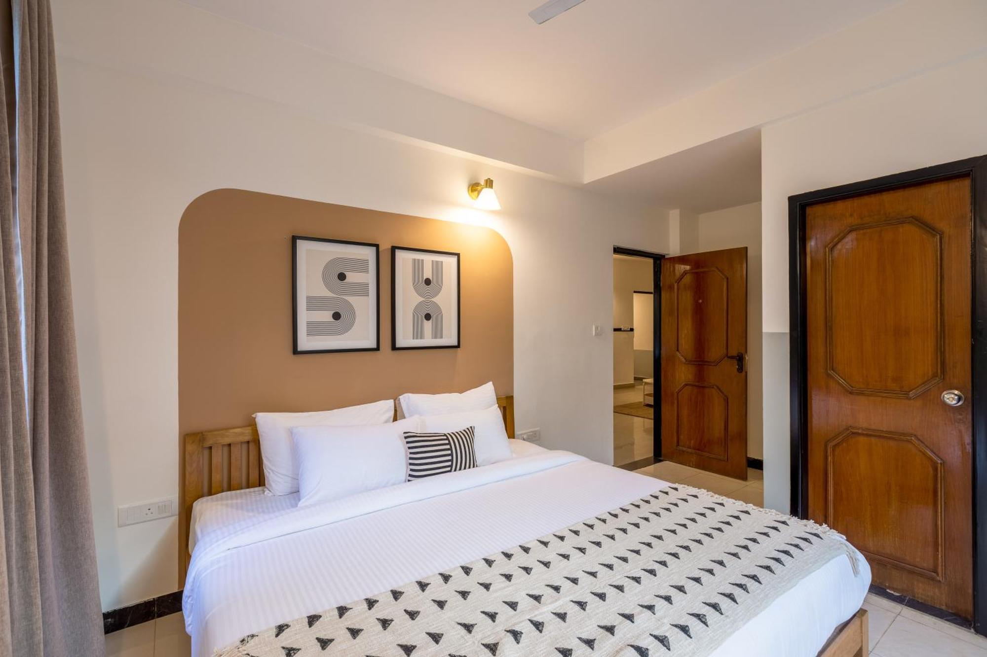 Olive Hotel Palace Road By Embassy Group Bangalore Buitenkant foto