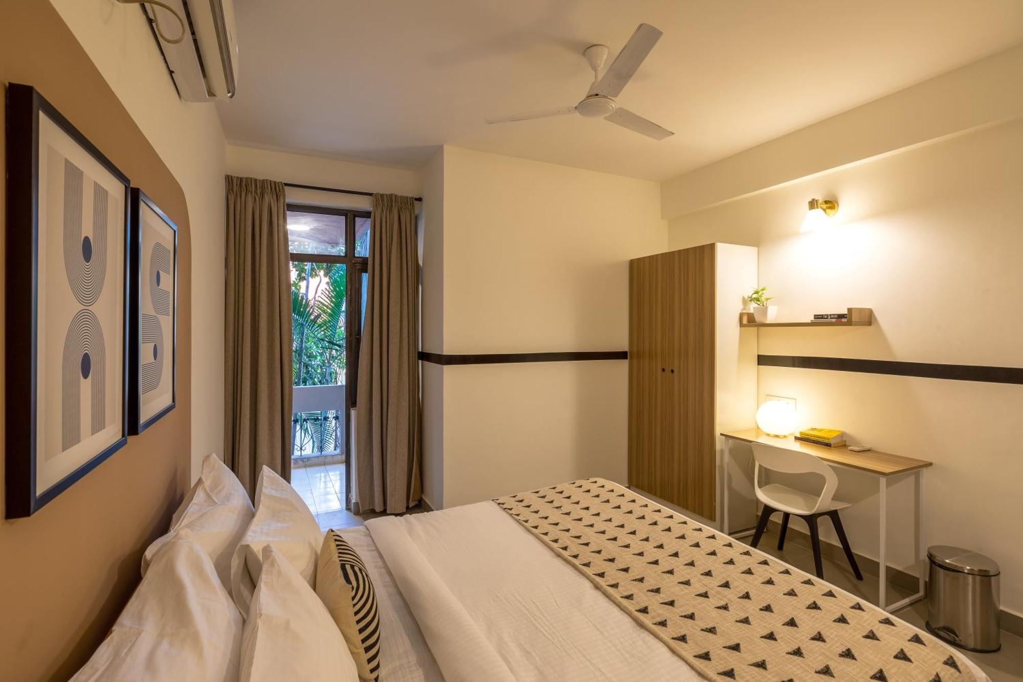 Olive Hotel Palace Road By Embassy Group Bangalore Buitenkant foto